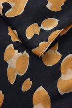Load image into Gallery viewer, Animal Print Scarf - MSH - Leopard Outlined Design